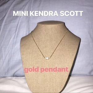 Gold Kendra Scott Pendant